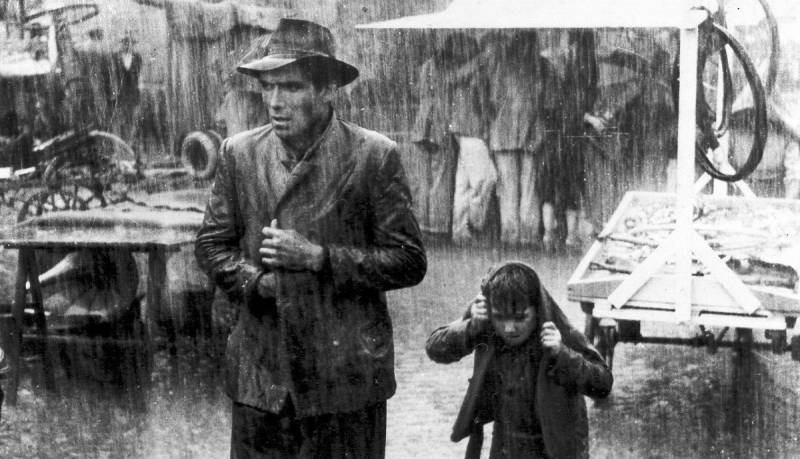 Bicycle Thieves 1948 film review