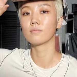 Joo-young Lee