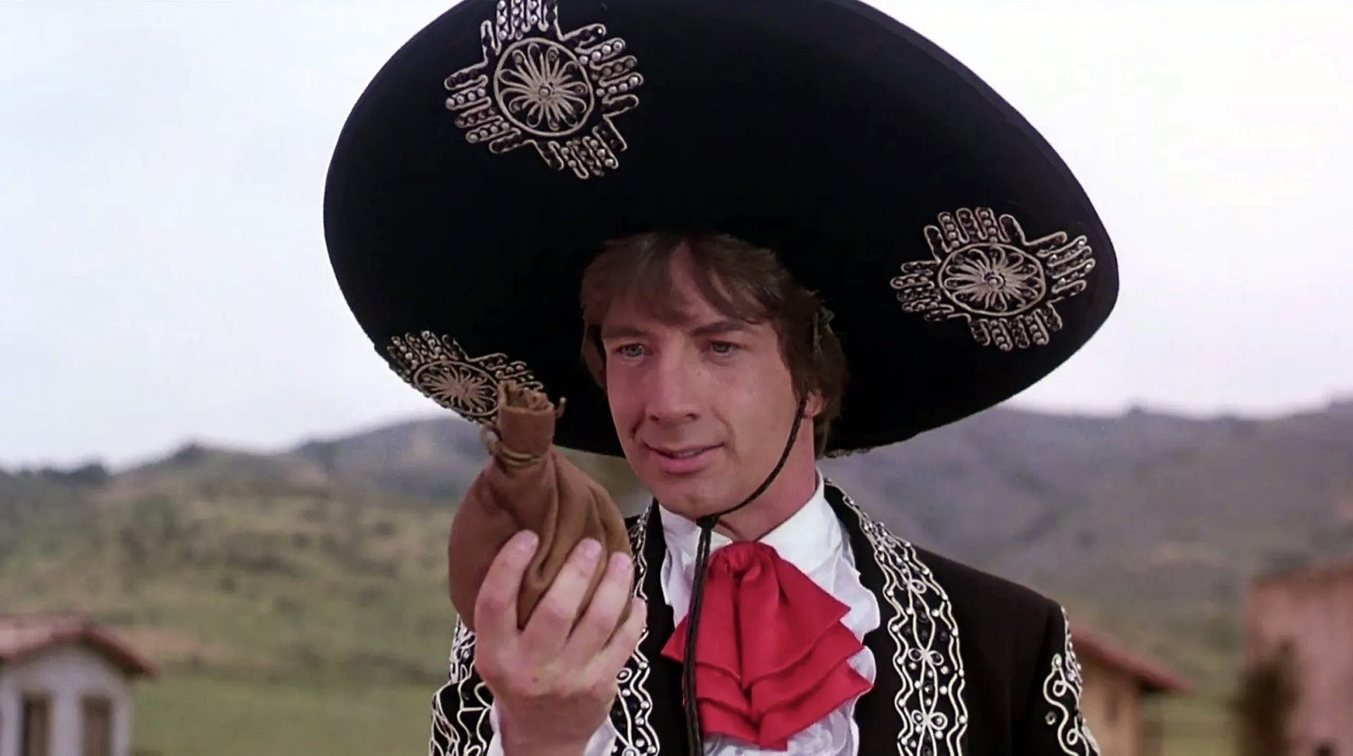 Three Amigos 1986 film review